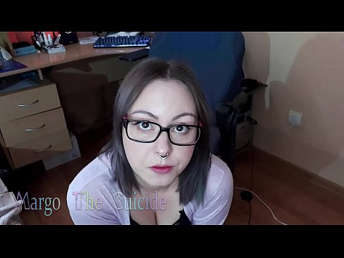 ❤️ Sexy dievča s okuliarmi hlboko fajčí vibrátor na kameru ️ Tvrdé porno na sk.super-vip.top ️❤