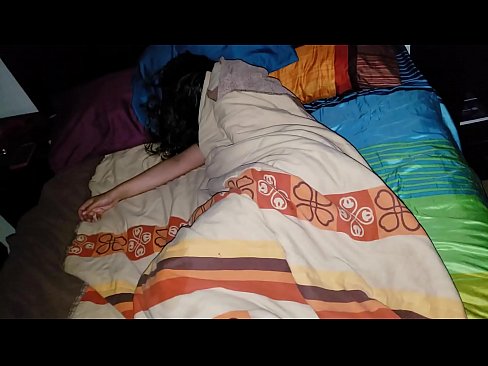 ❤️ Nevlastný syn nadáva svojej mladej nevlastnej matke, zatiaľ čo ona spí. ️ Tvrdé porno na sk.super-vip.top ️❤